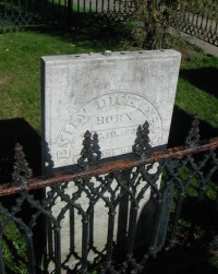 Emily Dickinson burial site