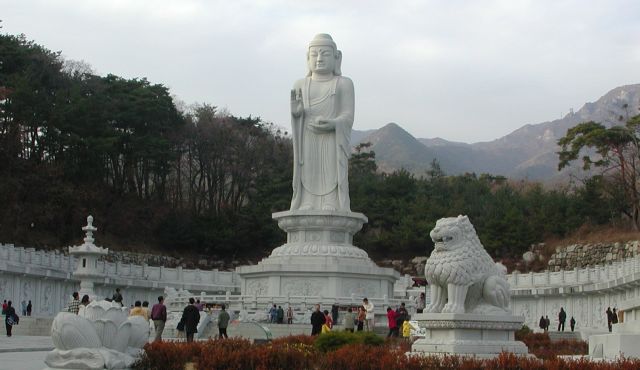 Buddha statue at Donghwasa Temple