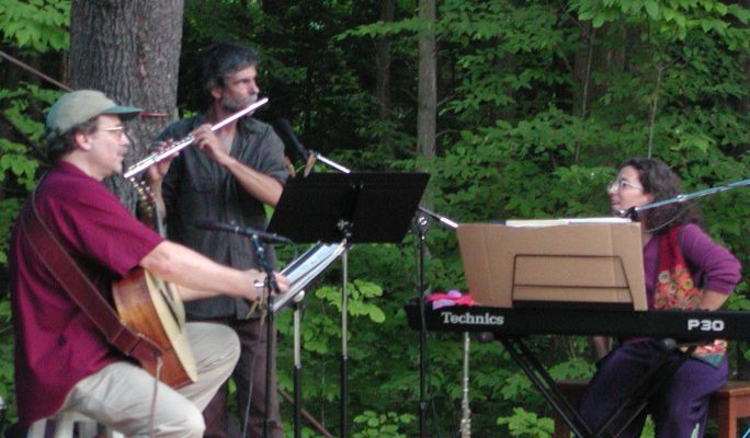 Folk trio